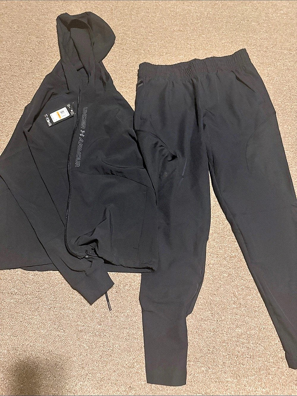 Under Armour Black Athletic Jacket & Pants Set Size Small NWT